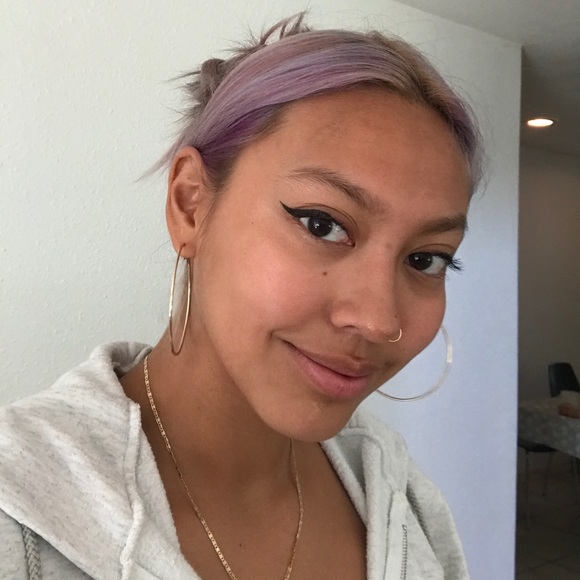 arelywho